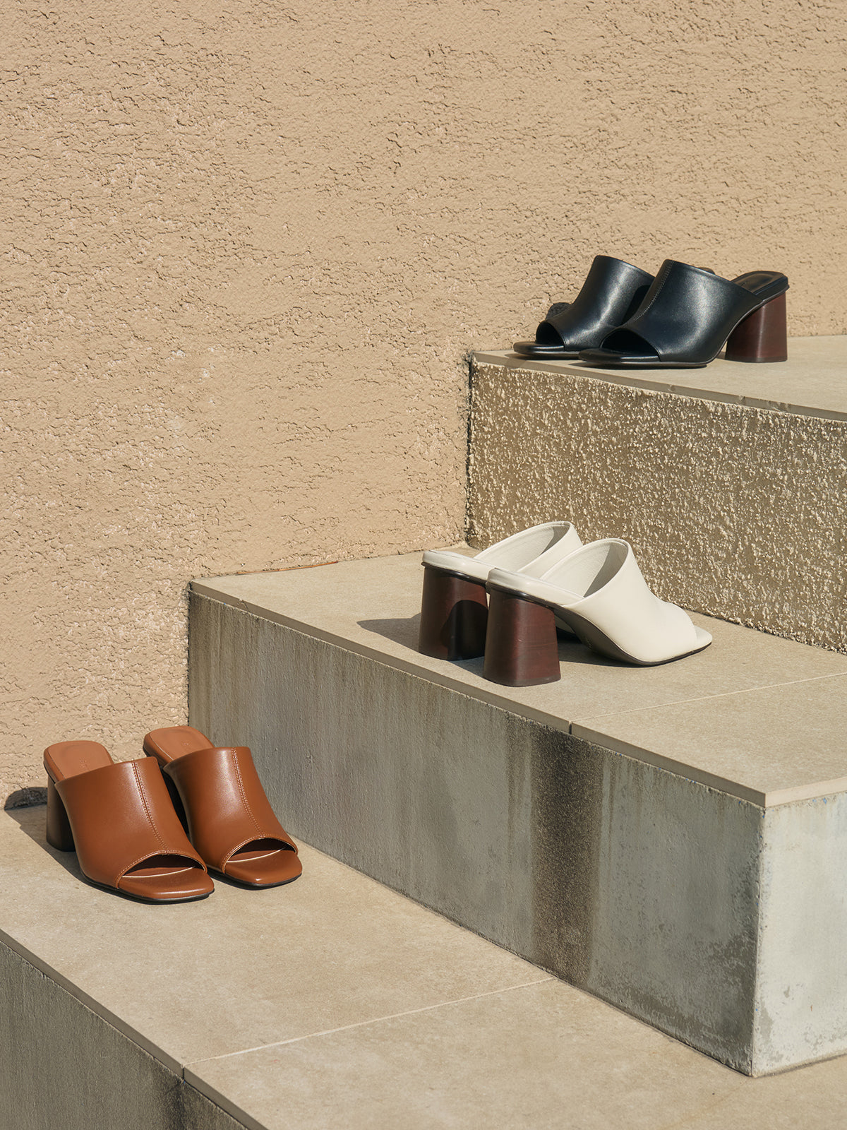 ウッドヒールサンダル