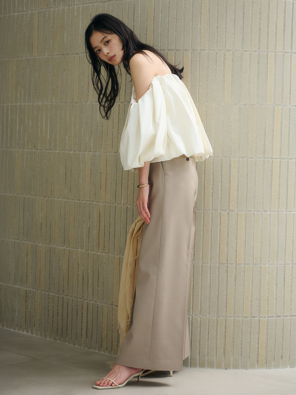 蓬鬆氣球袖襯衫