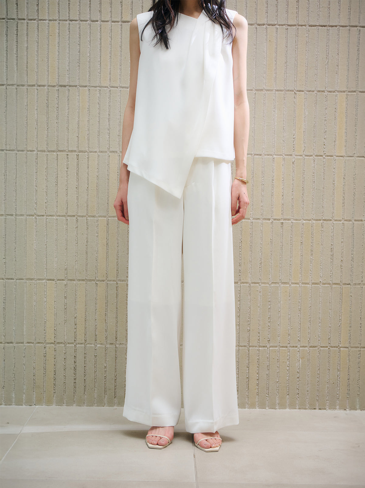 ダブルサテンストレートパンツ