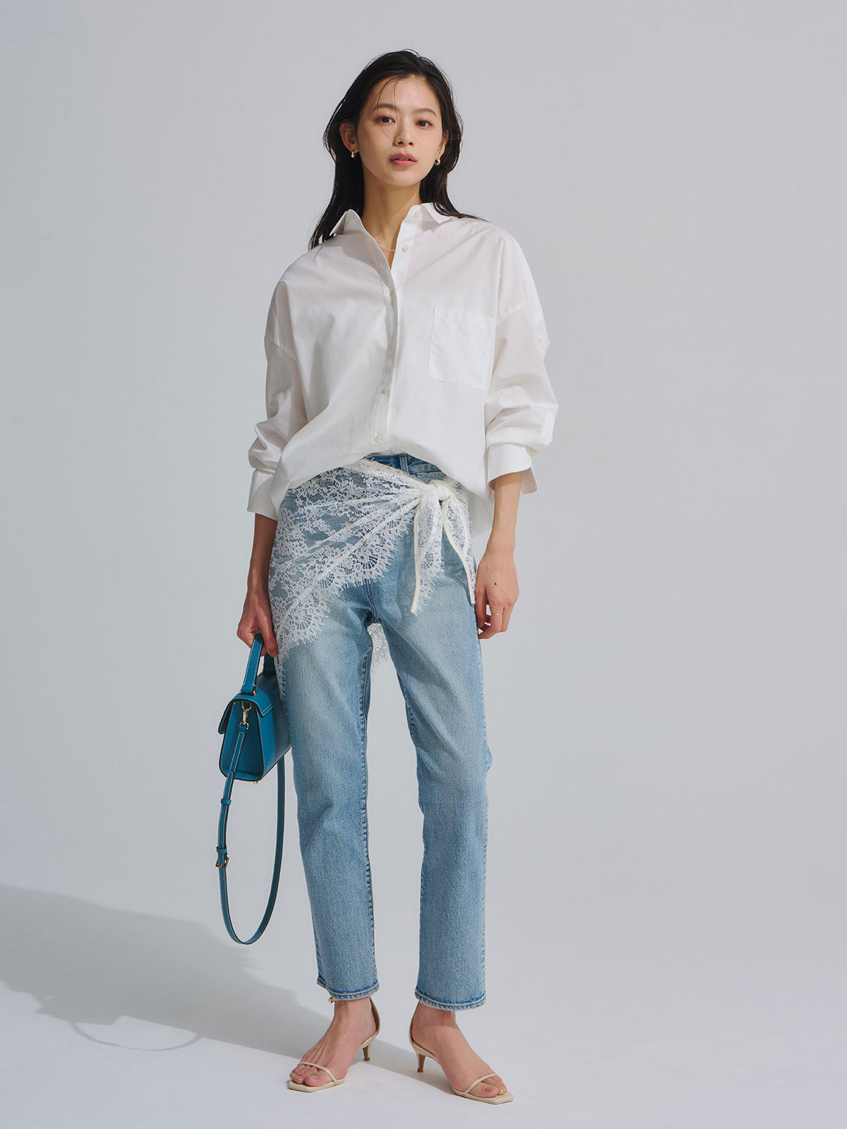 Slim straight denim