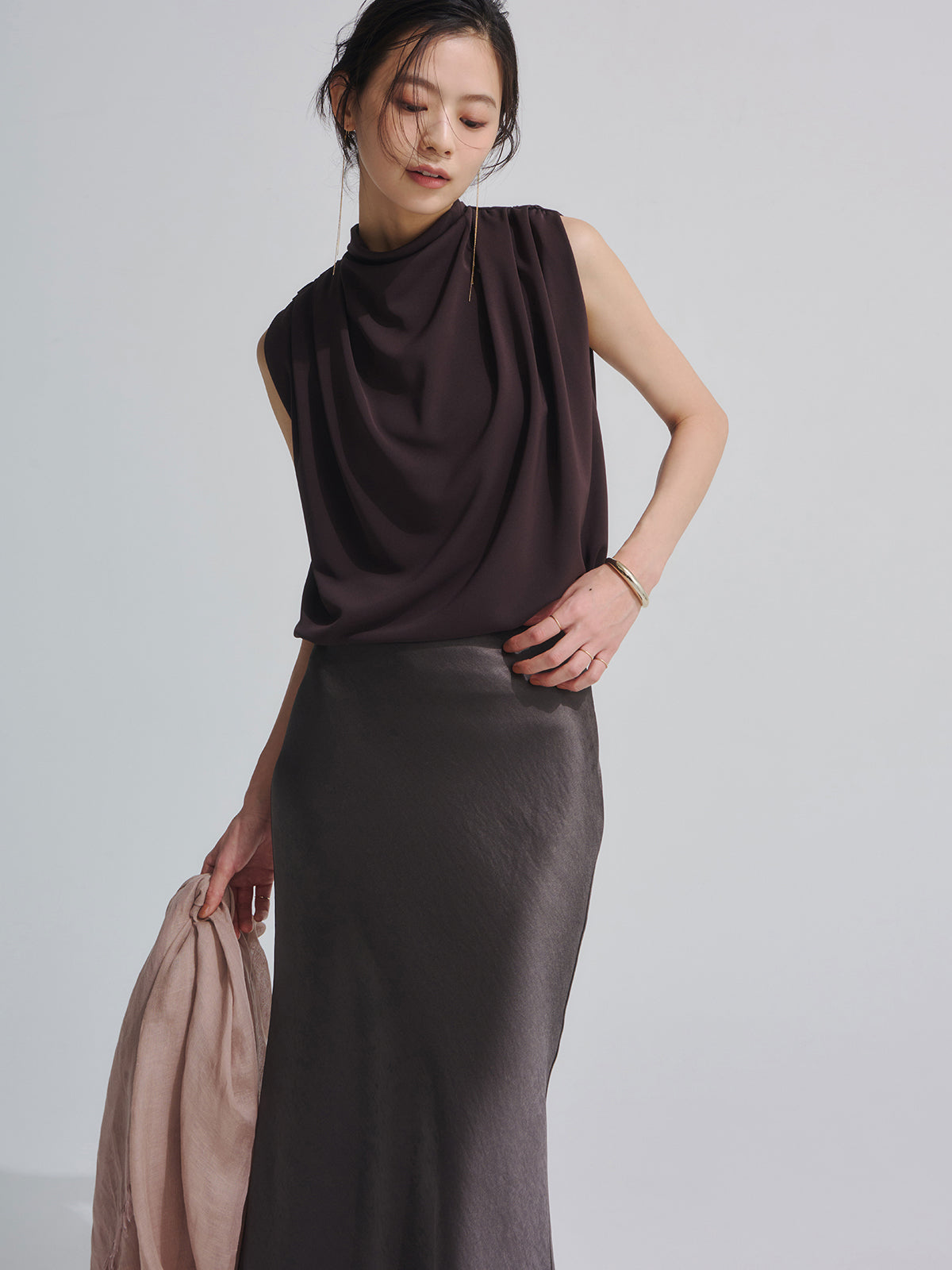 トリアセギャザードレープカットトップス