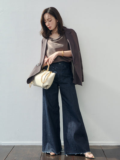 Director:154cm SIZE:22