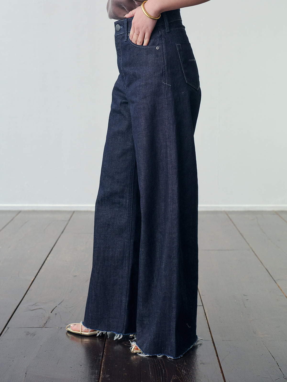 【YANUK×ánuans】LYDIA / COW