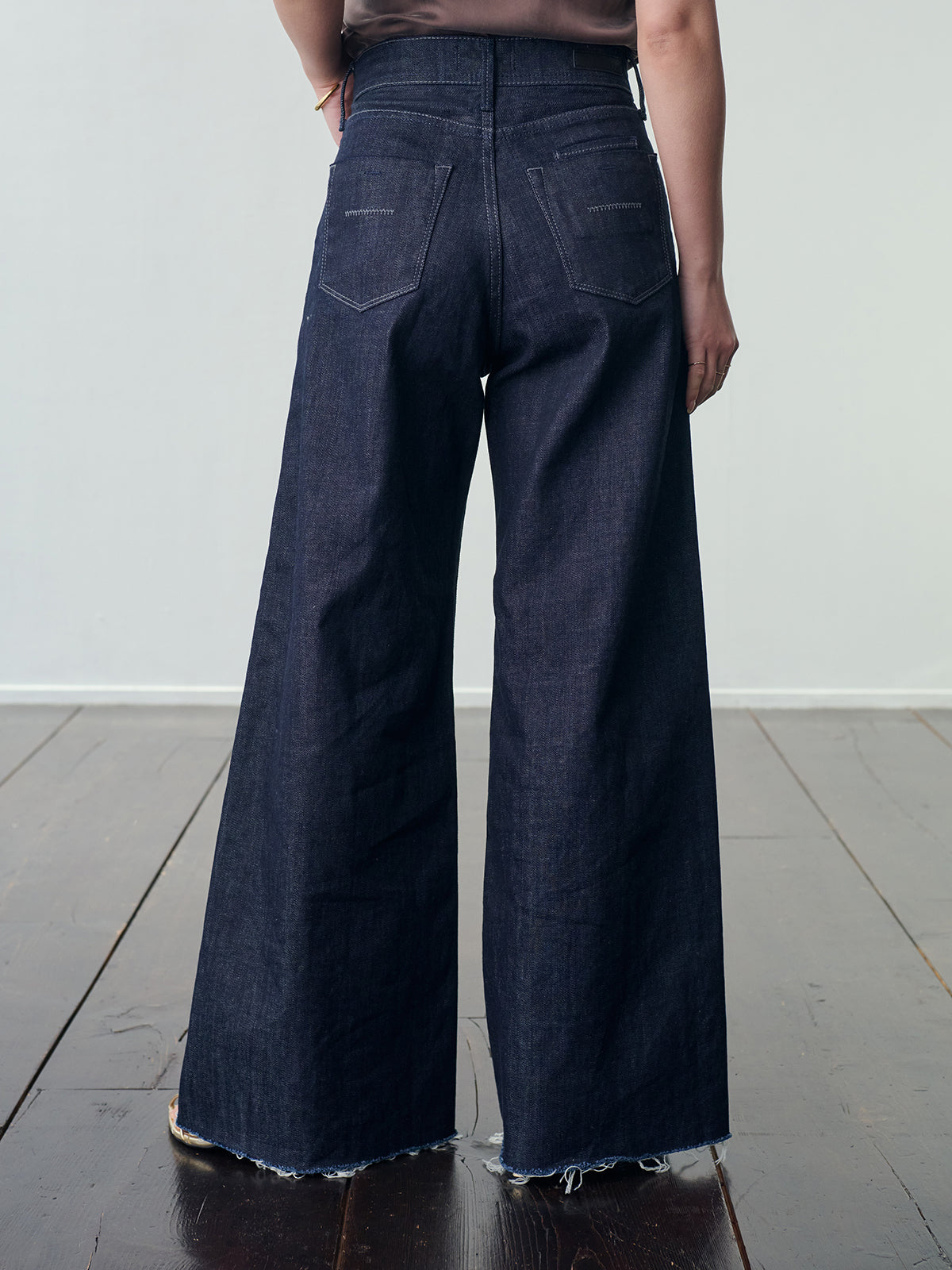 【YANUK×ánuans】LYDIA / COW