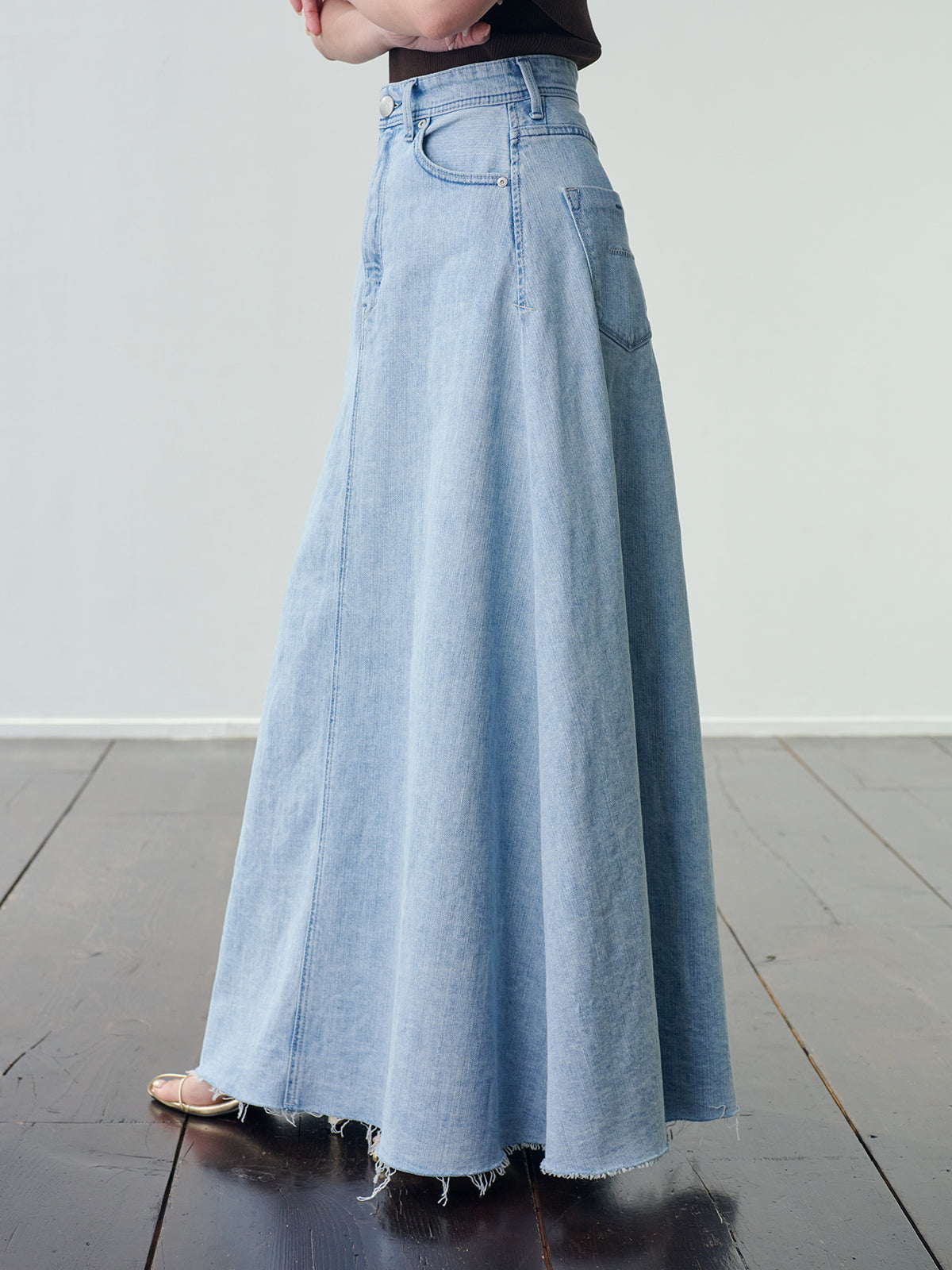 YANUK×ánuans】Volume Flare Skirt / CIC