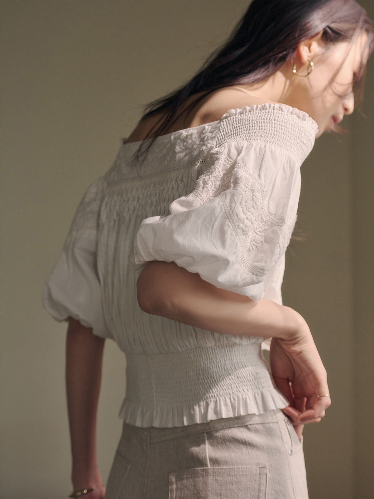 Indiaエンブロイダリースモッキングブラウス