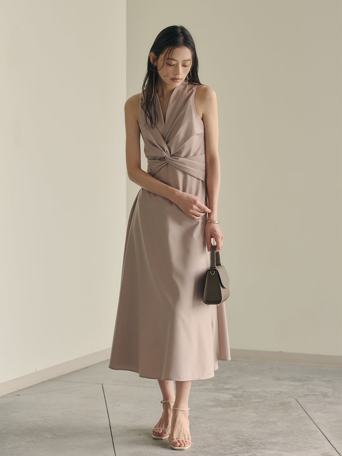 ツイストギャザーワンピース