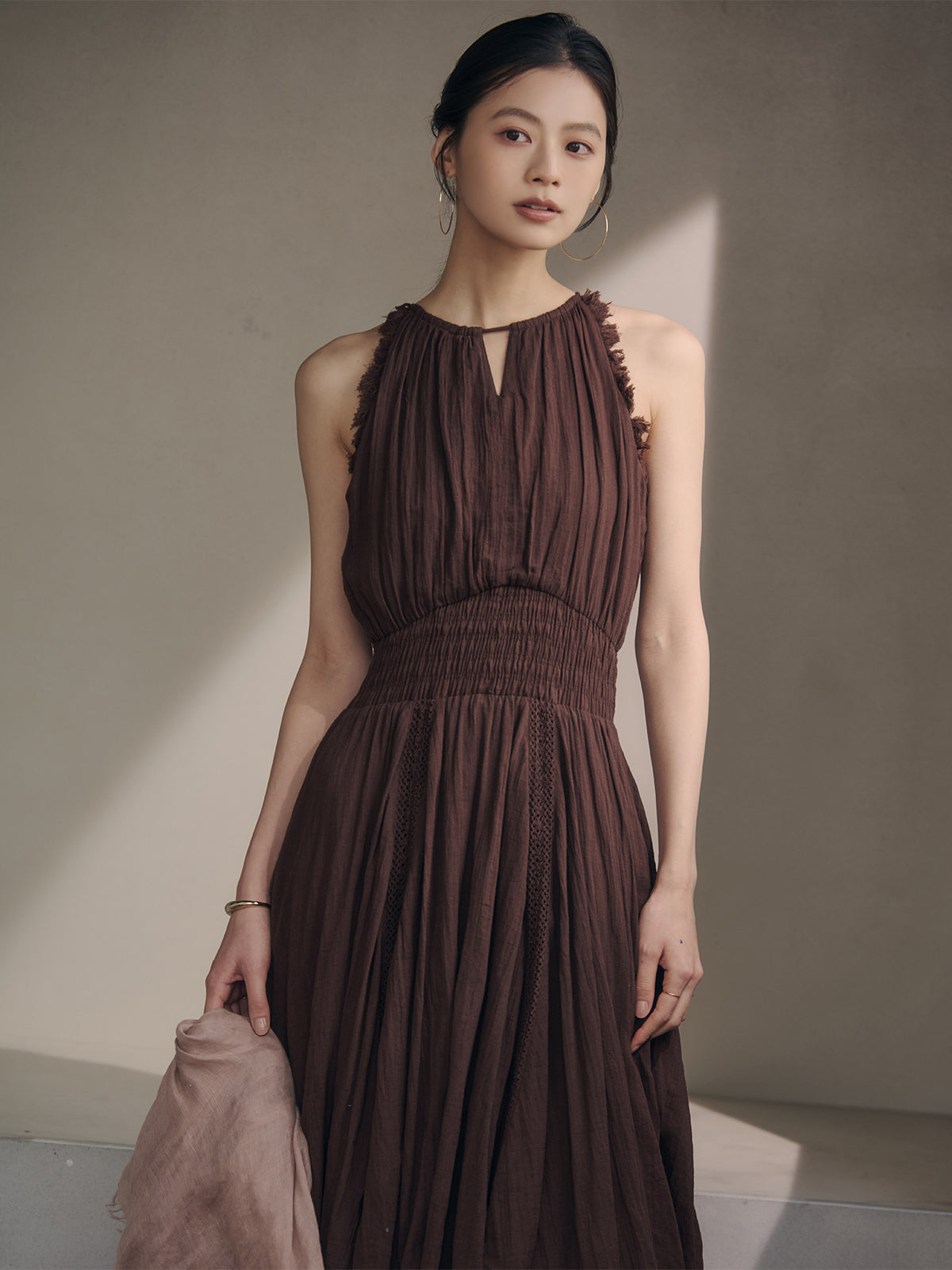 Indiaバックオープンティアードワンピース