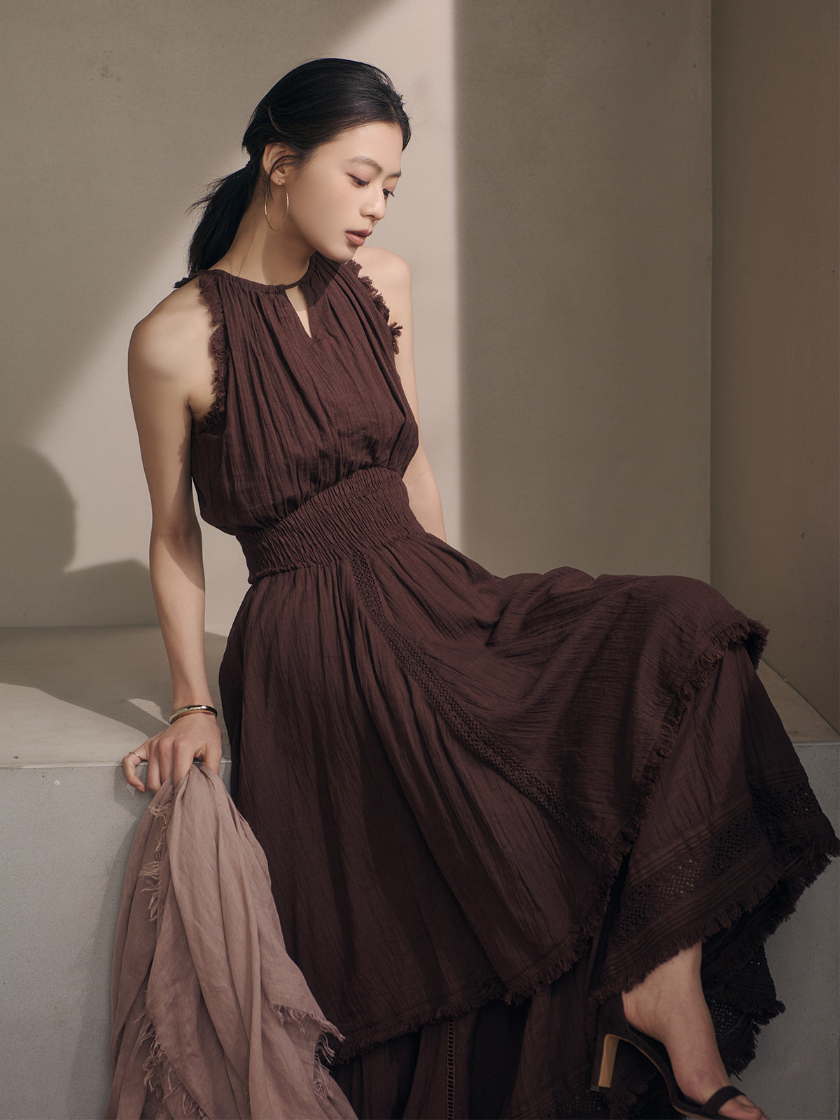 Indiaバックオープンティアードワンピース