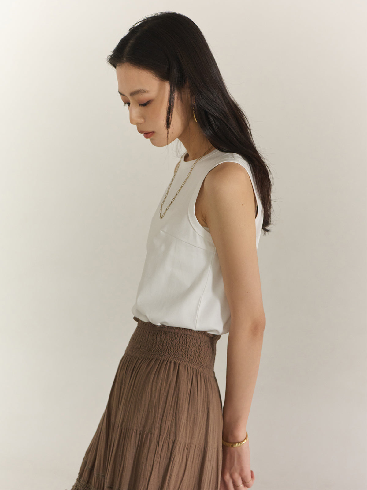 【WEB Limited】Silk-Touch Cotton Sleeveless T-Shirt