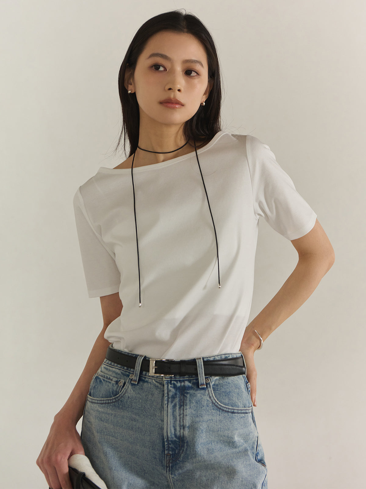 MODEL:172cm COLOR:WHITE SIZE:F