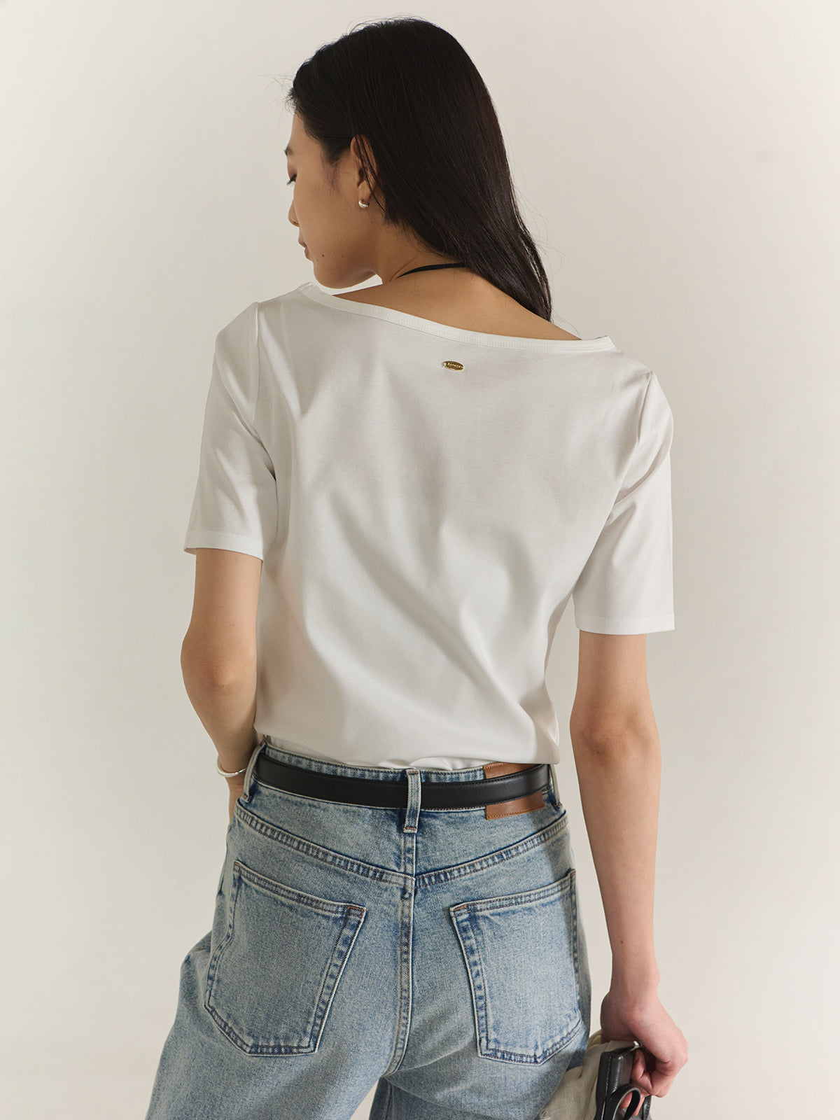 【WEB Limited】Silk-Touch Cotton Boat Neck T-Shirt