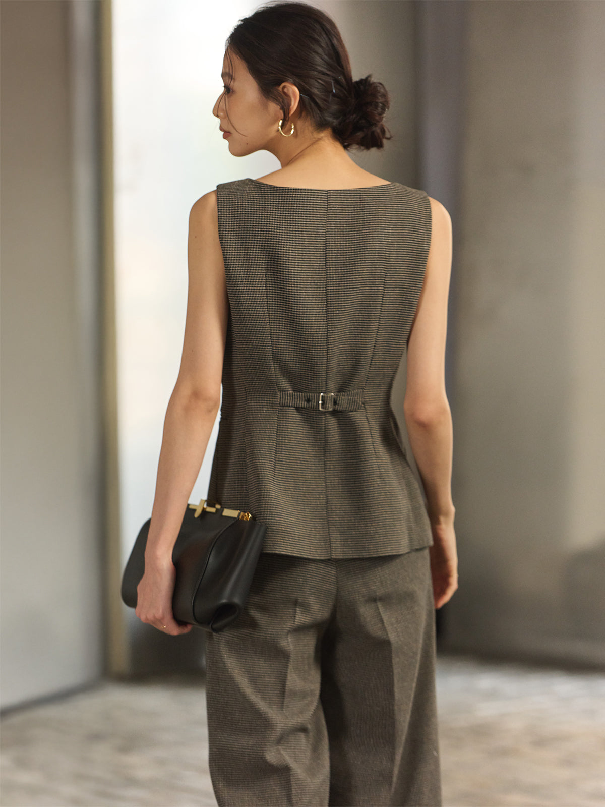 Textured Tuck Wide Pants
