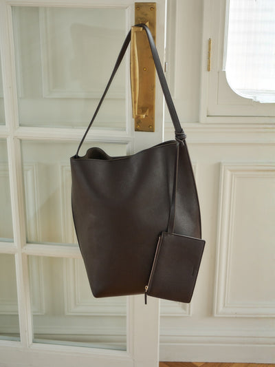 COLOR:BROWN