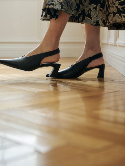 COLOR:BLACK