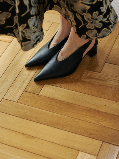 COLOR:BLACK