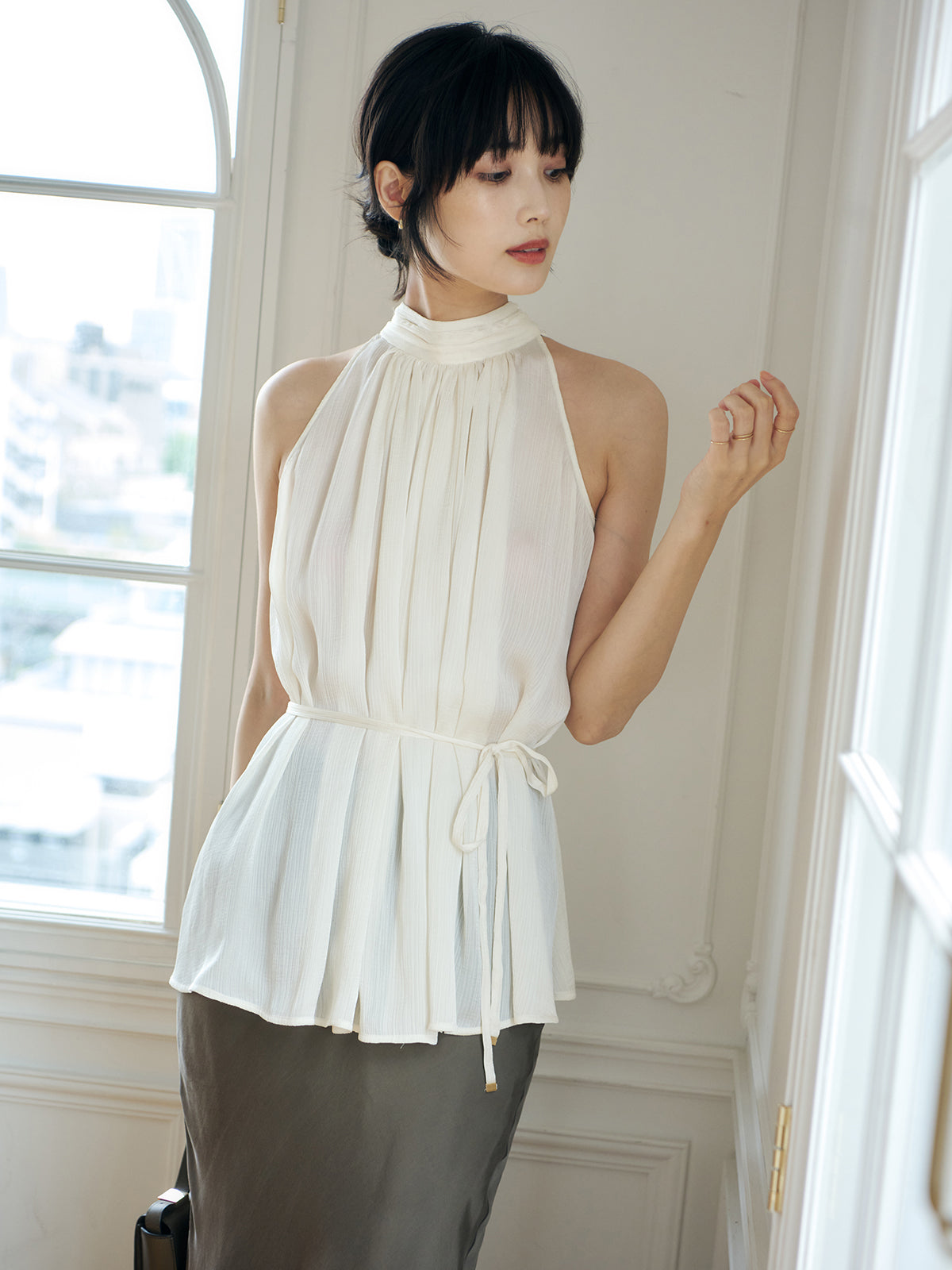 MODEL:172cm COLOR:IVORY SIZE:F