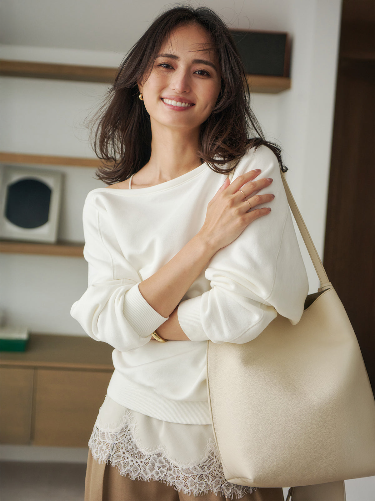 MODEL:160cm COLOR:IVORY SIZE:F