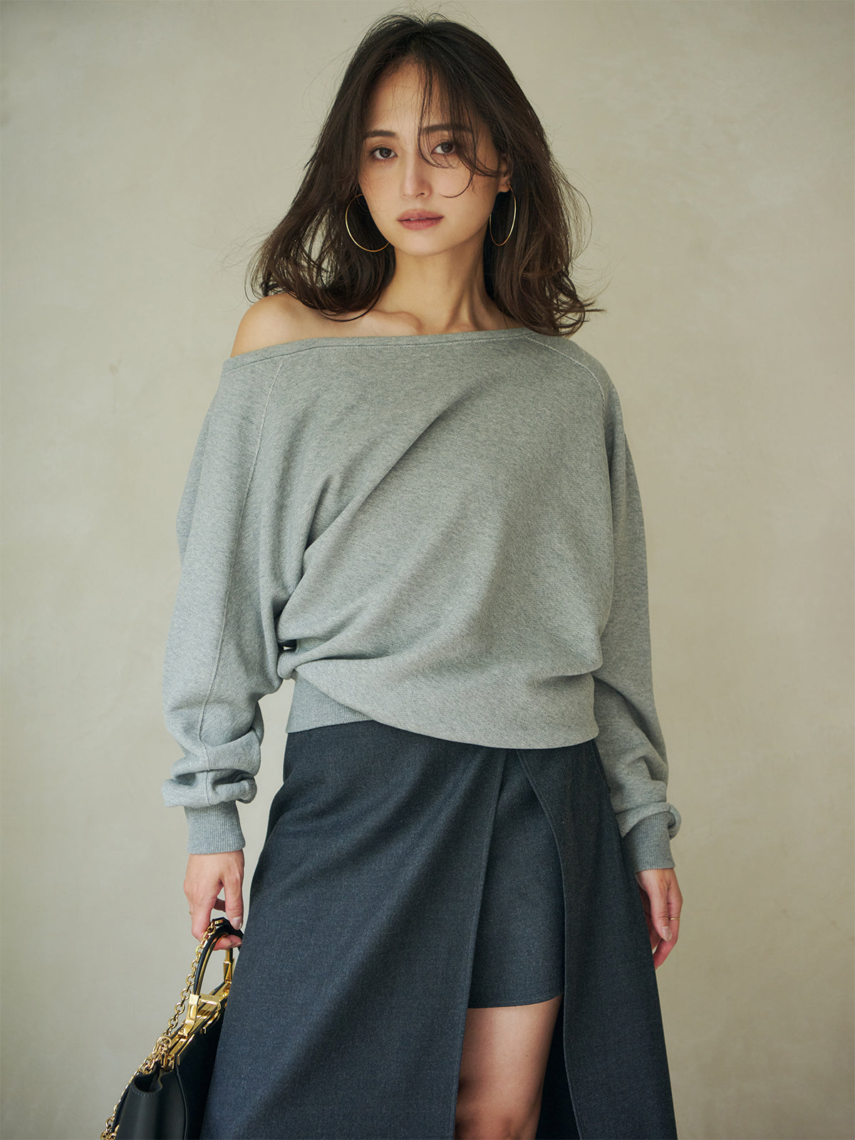 MODEL:160cm COLOR:GREY SIZE:F