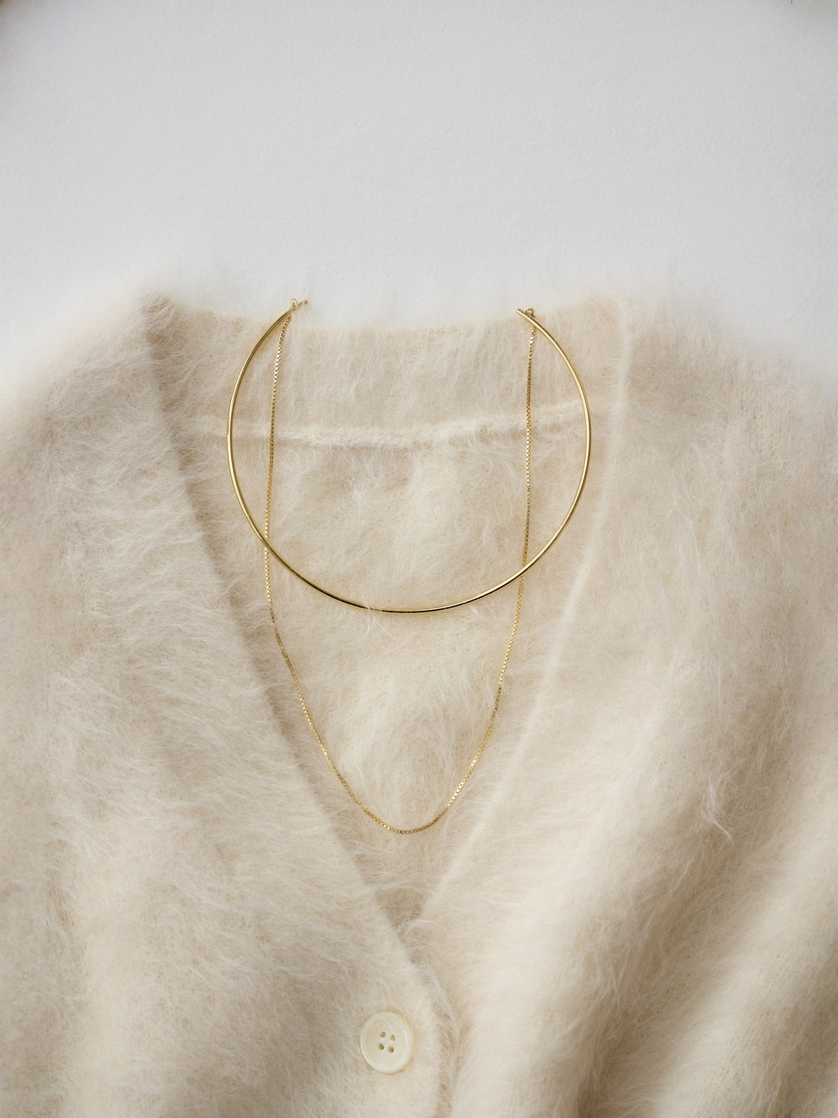 COLOR:IVORY