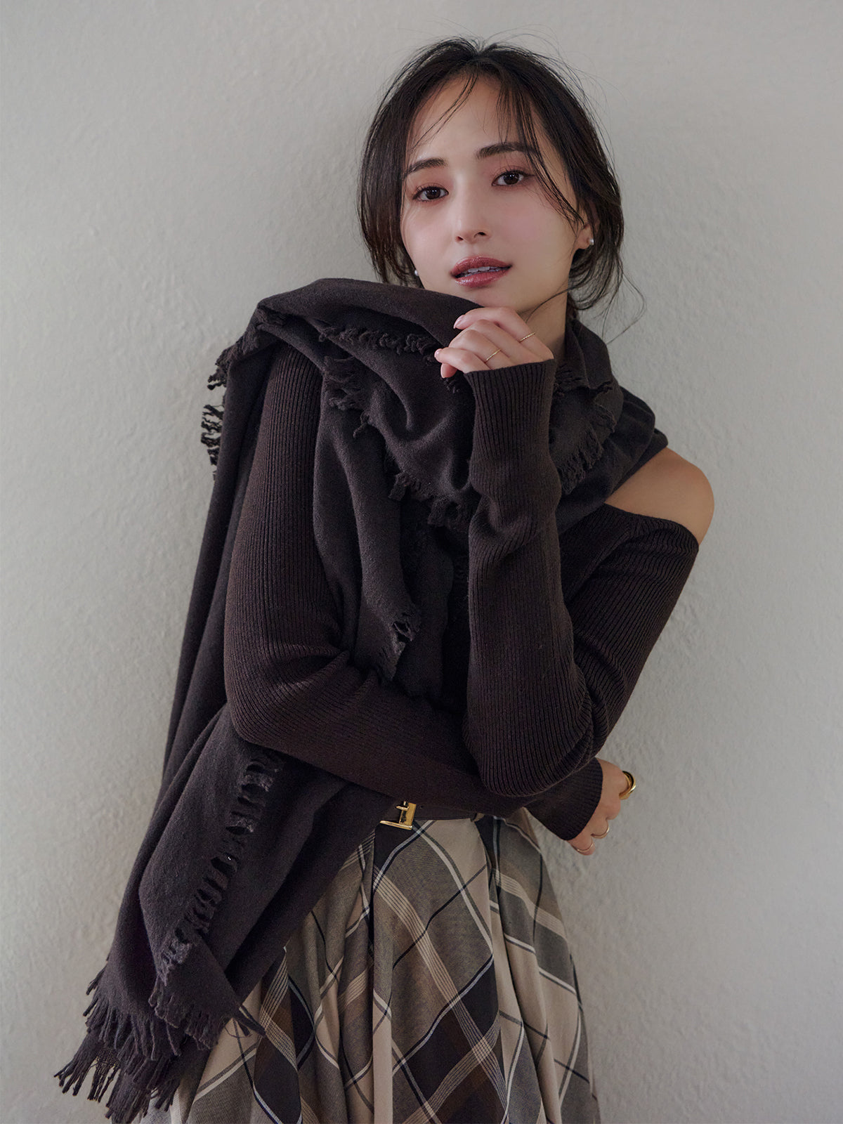 COLOR:DARK BROWN