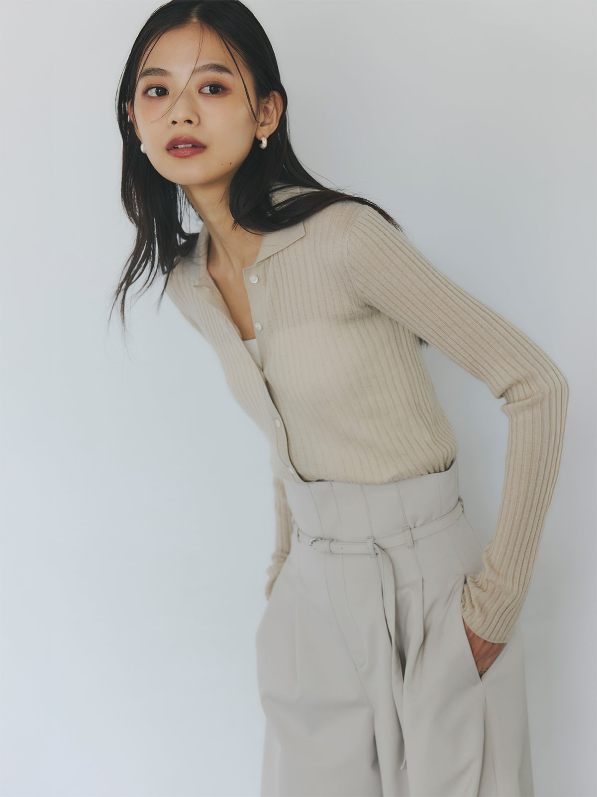 ベルテッドハイウエストパンツ