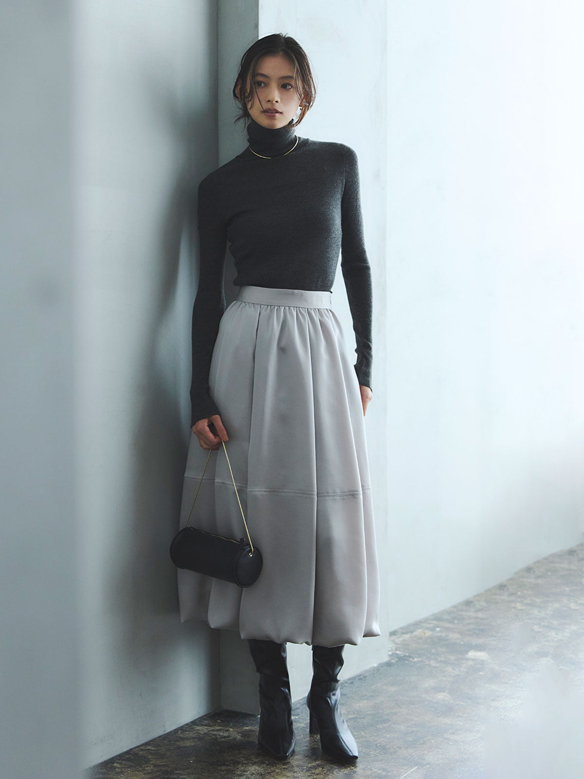 スラッシュリブニットトップス