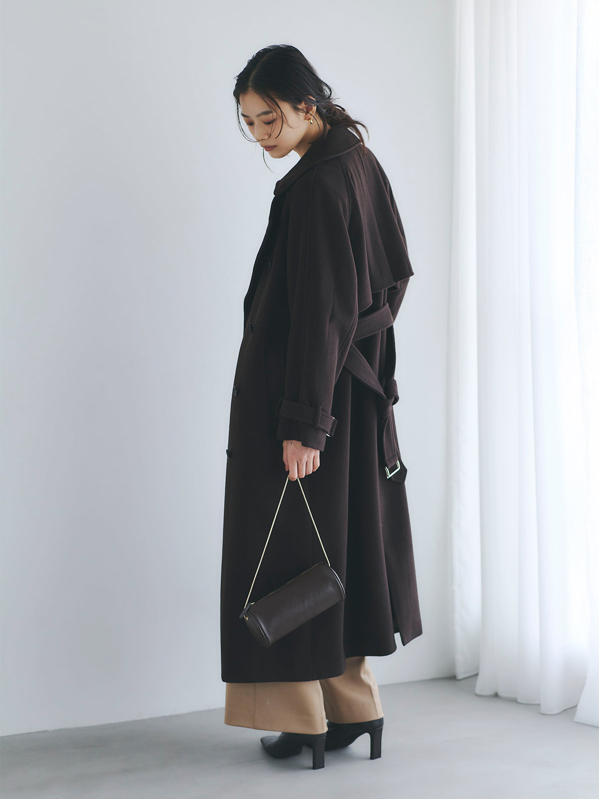 ウールトレンチコート