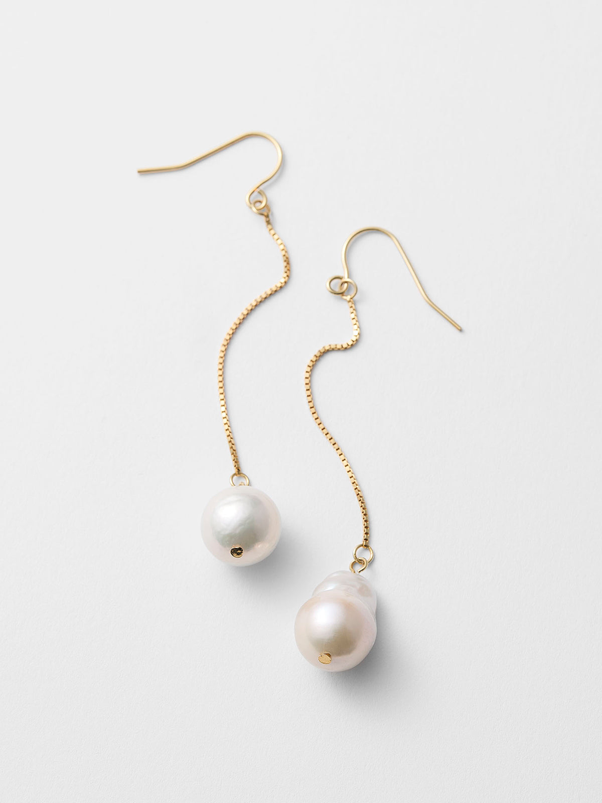 アシメロングパールピアス
