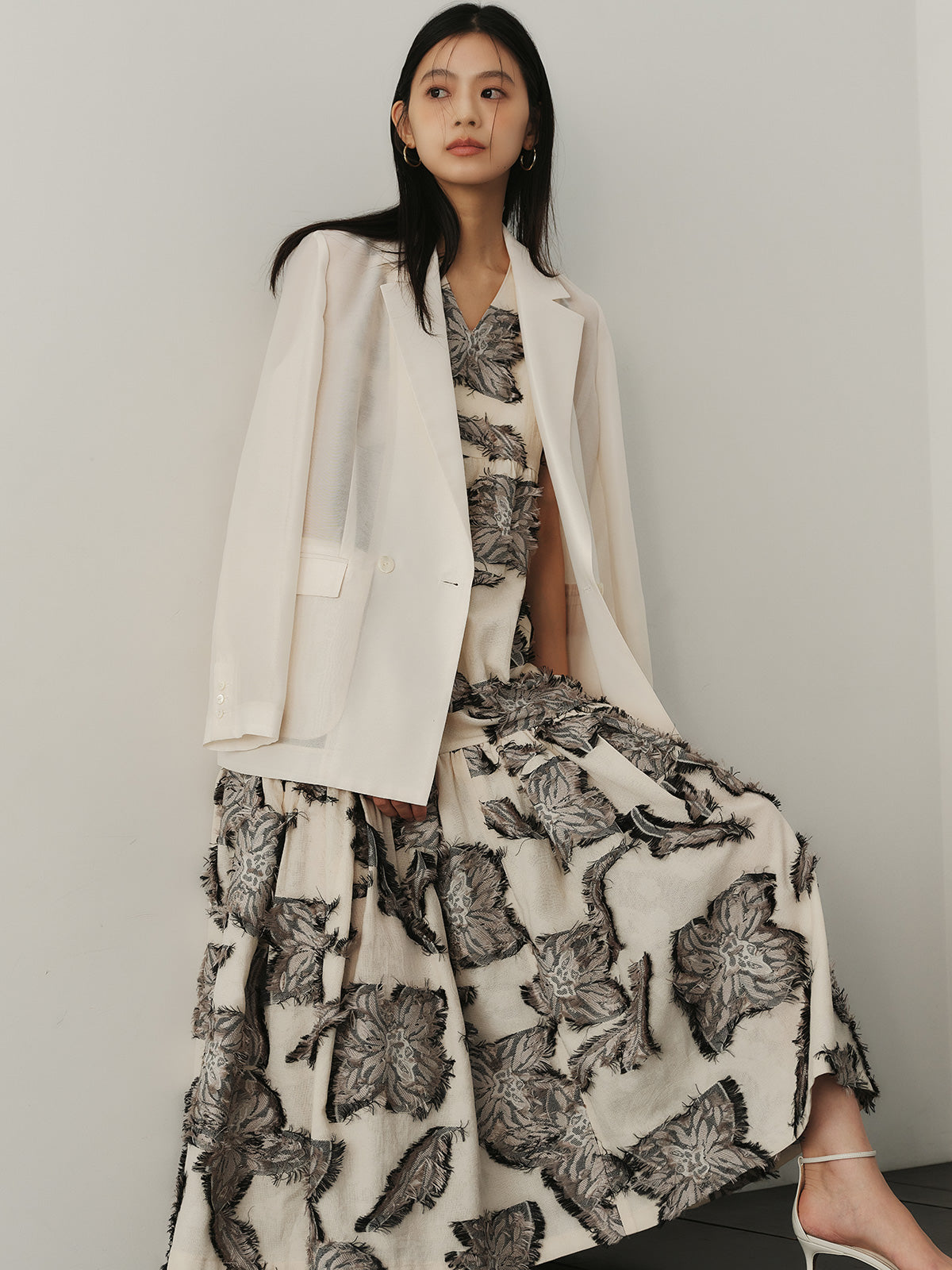 ボタニカルフラワーカットジャガードワンピース