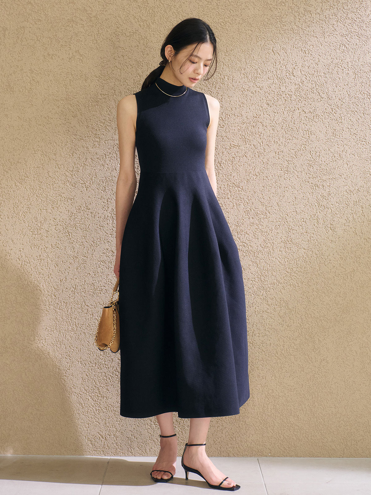 ホールガーメントフレアニットワンピース