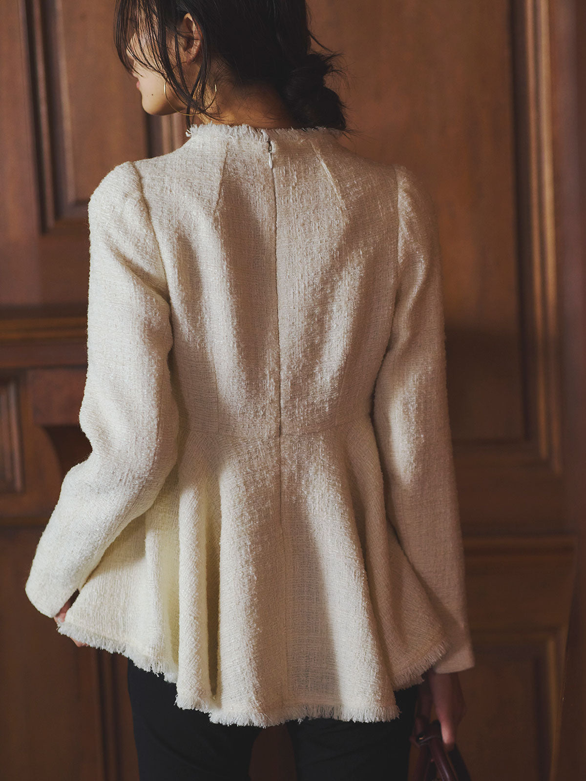 ツイードペプラムブラウス