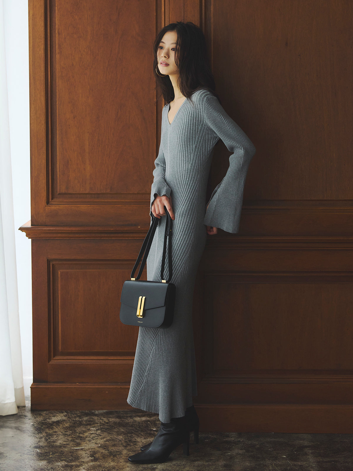 セミマーメイドニットワンピース