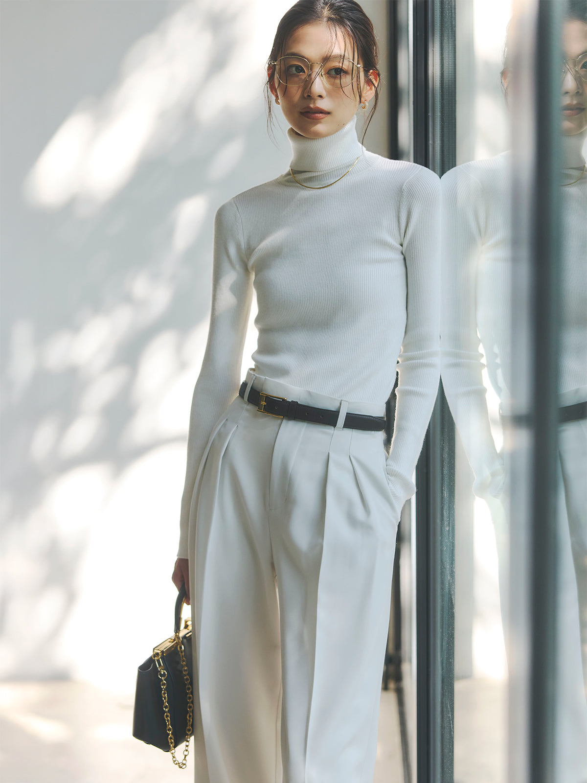 COLOR:IVORY