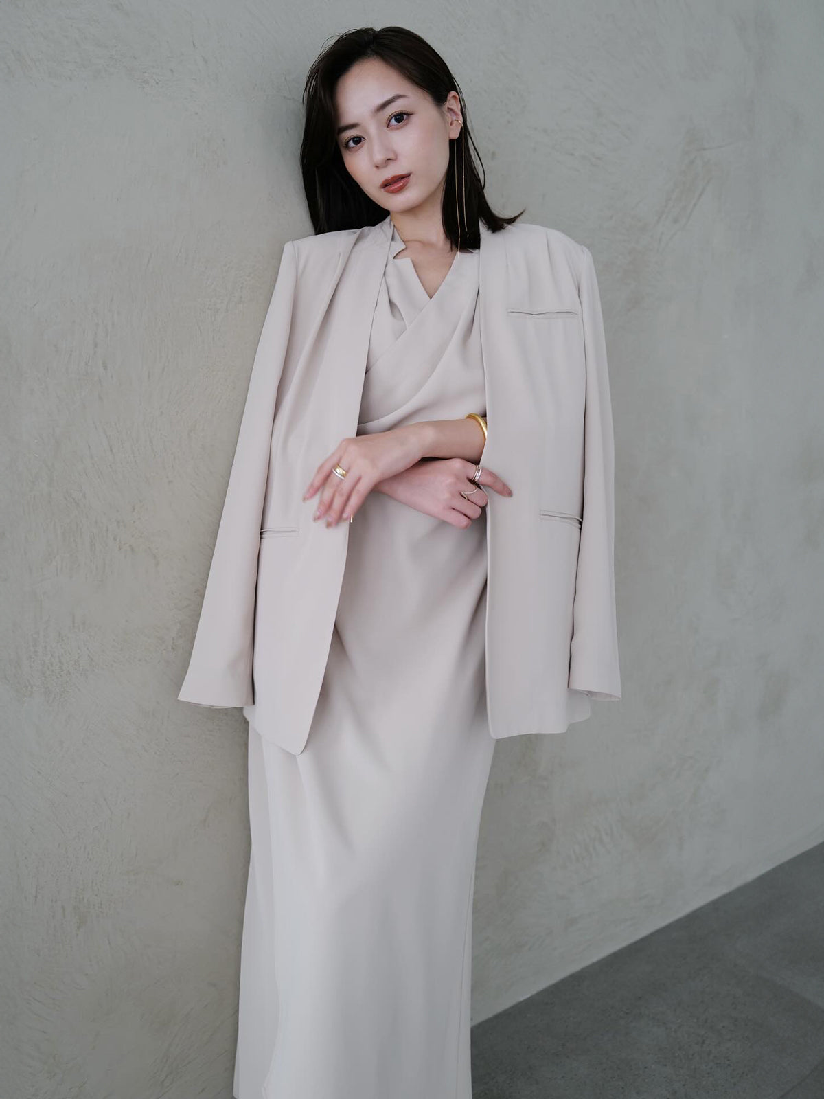 ライトダブルサテンノーカラージャケット