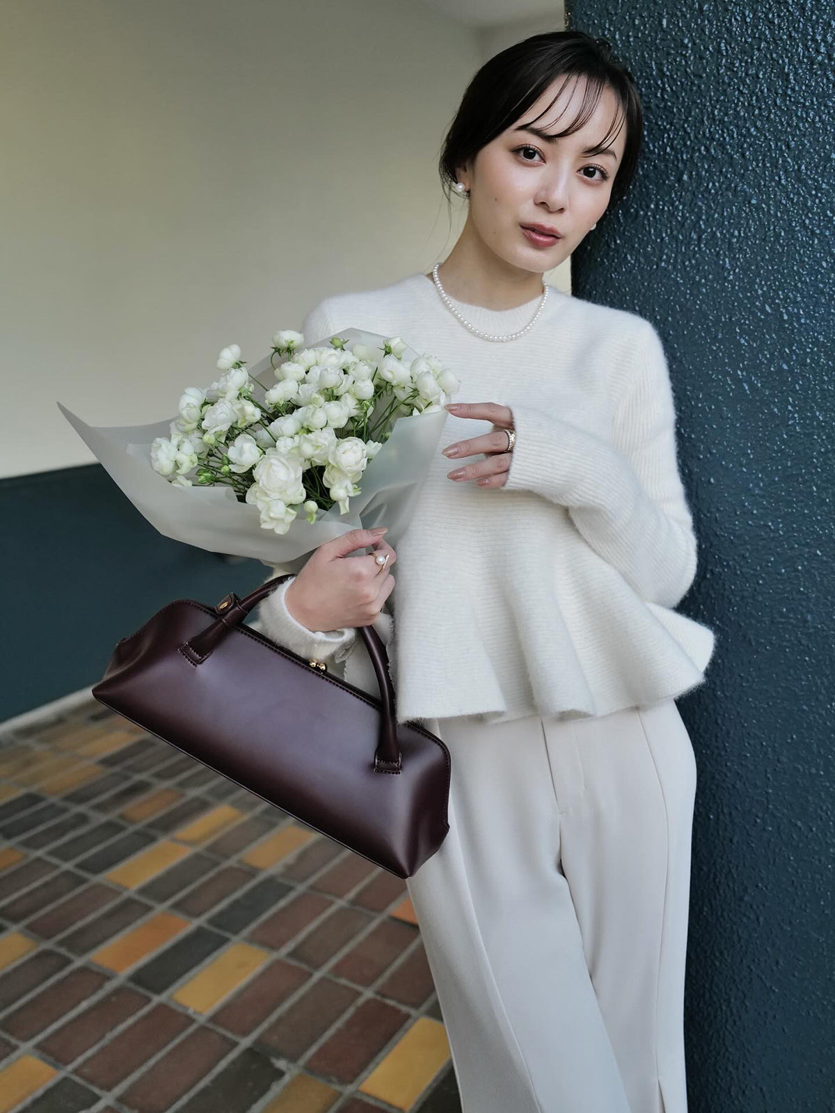 ペプラムショートニットトップス