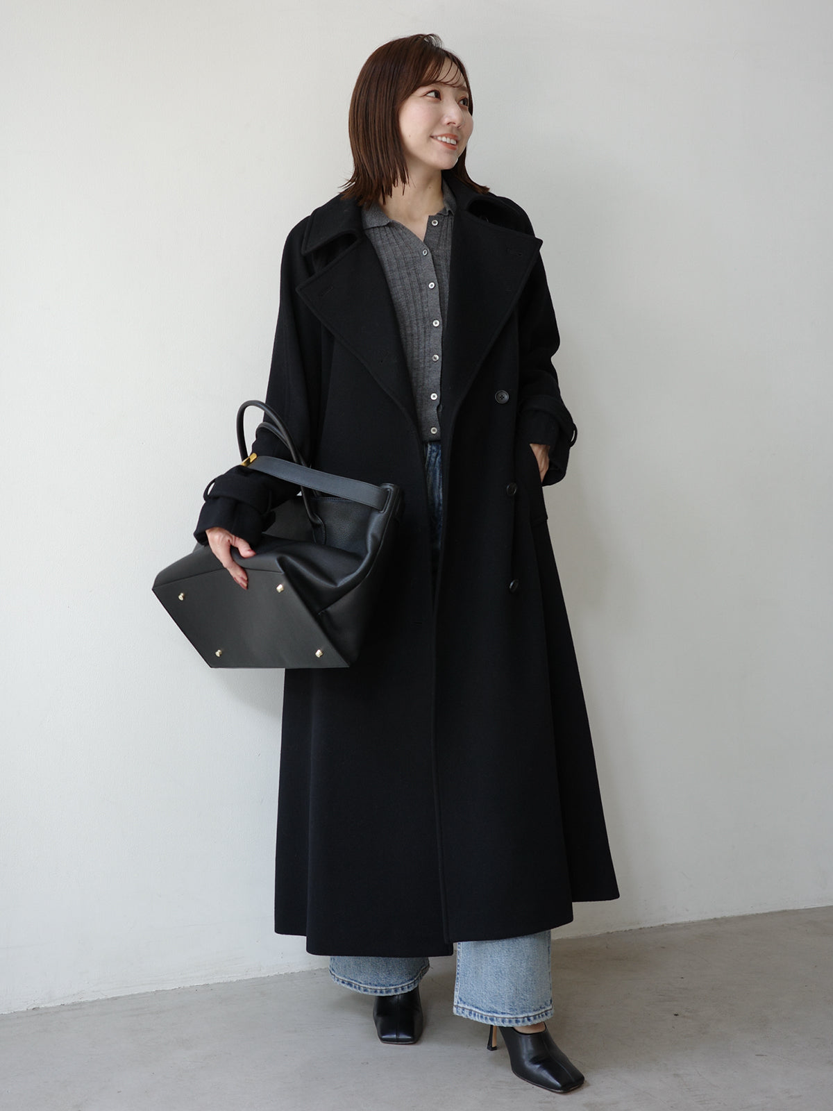 ウールトレンチコート