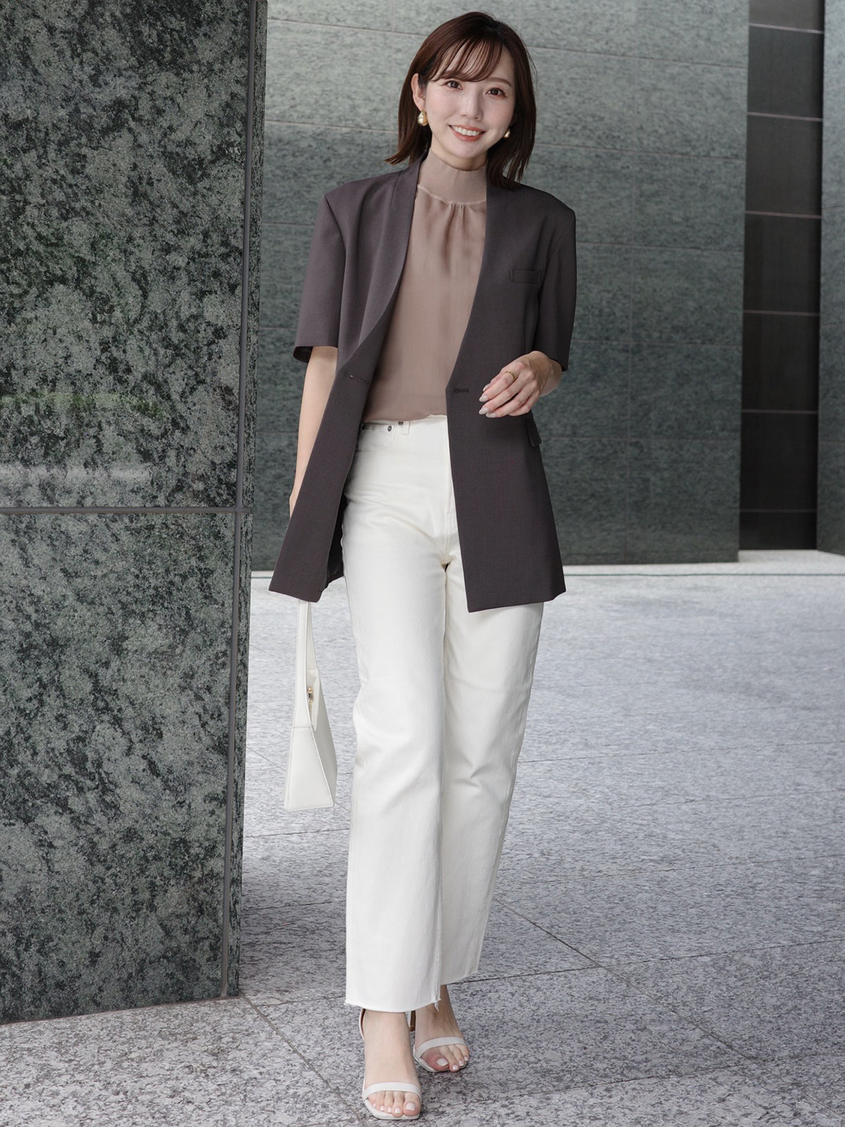 ハイネックノーカラージャケット