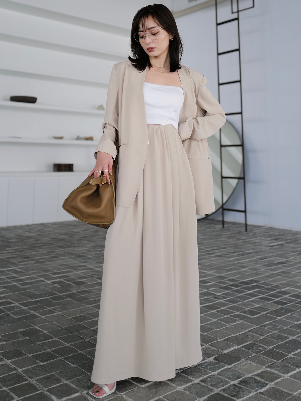 ライトダブルサテンノーカラージャケット