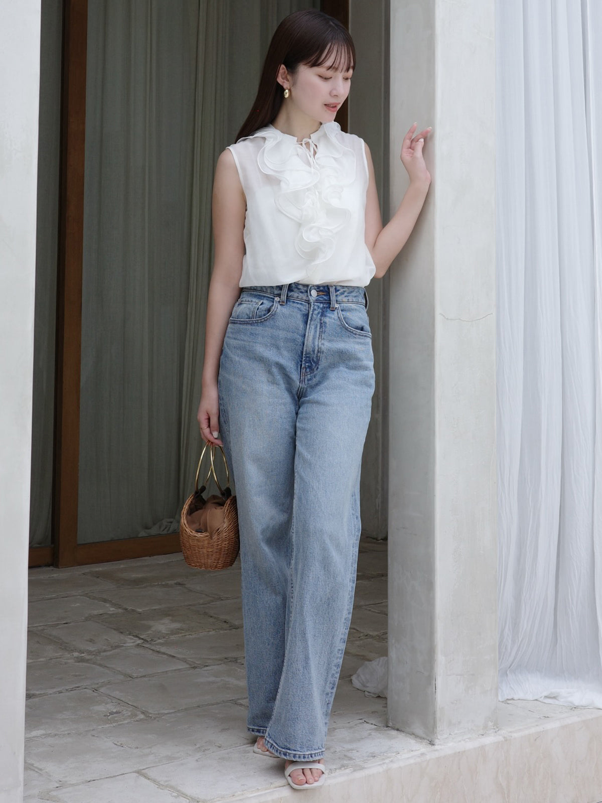 シルクブレンドラッフルブラウス