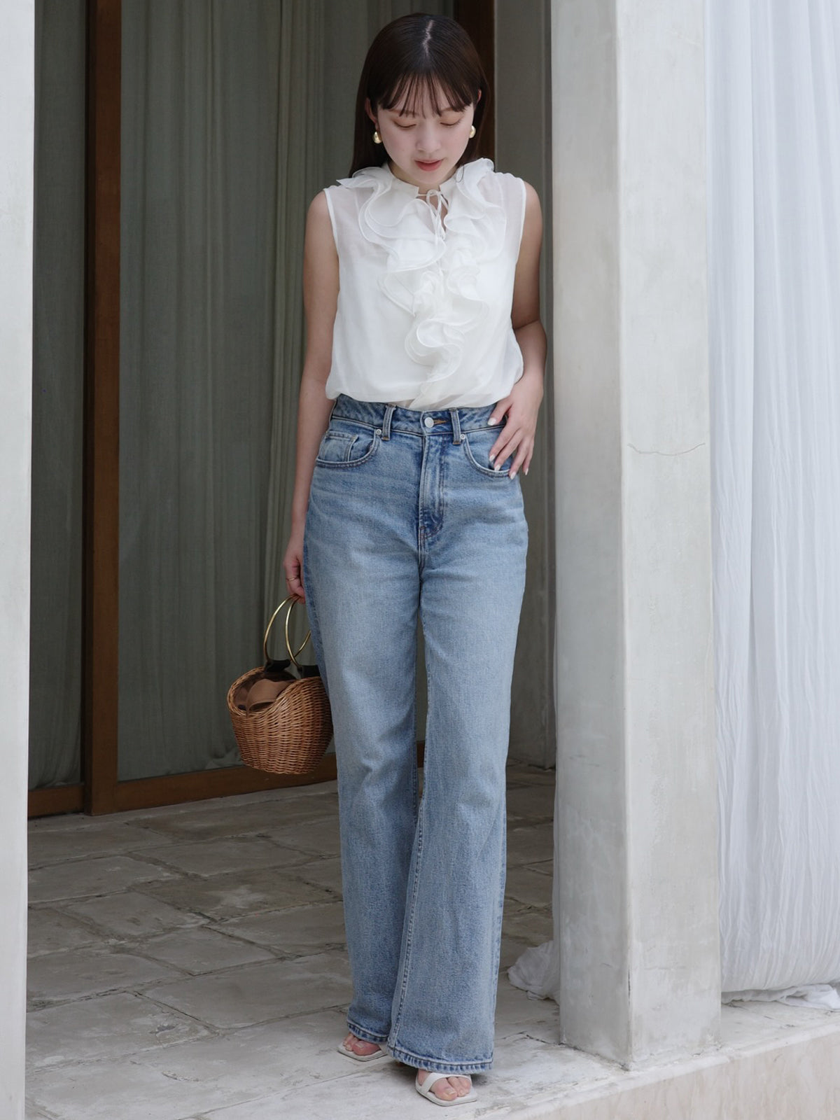 シルクブレンドラッフルブラウス