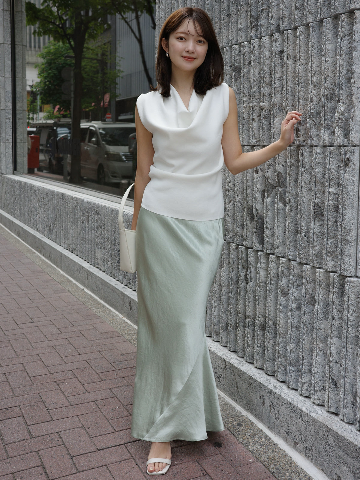 ドレープネックニットトップス