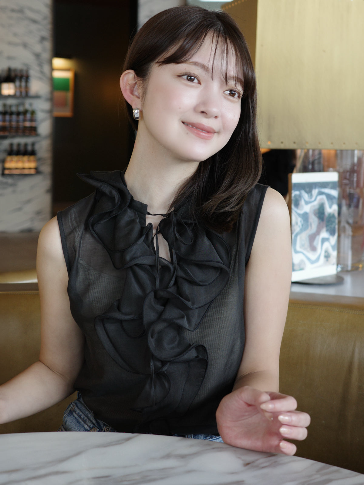 シルクブレンドラッフルブラウス