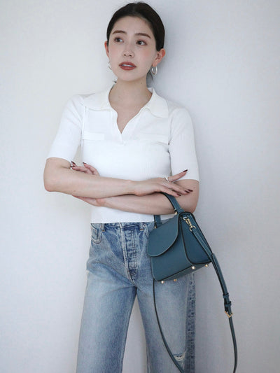 COLOR:WHITE