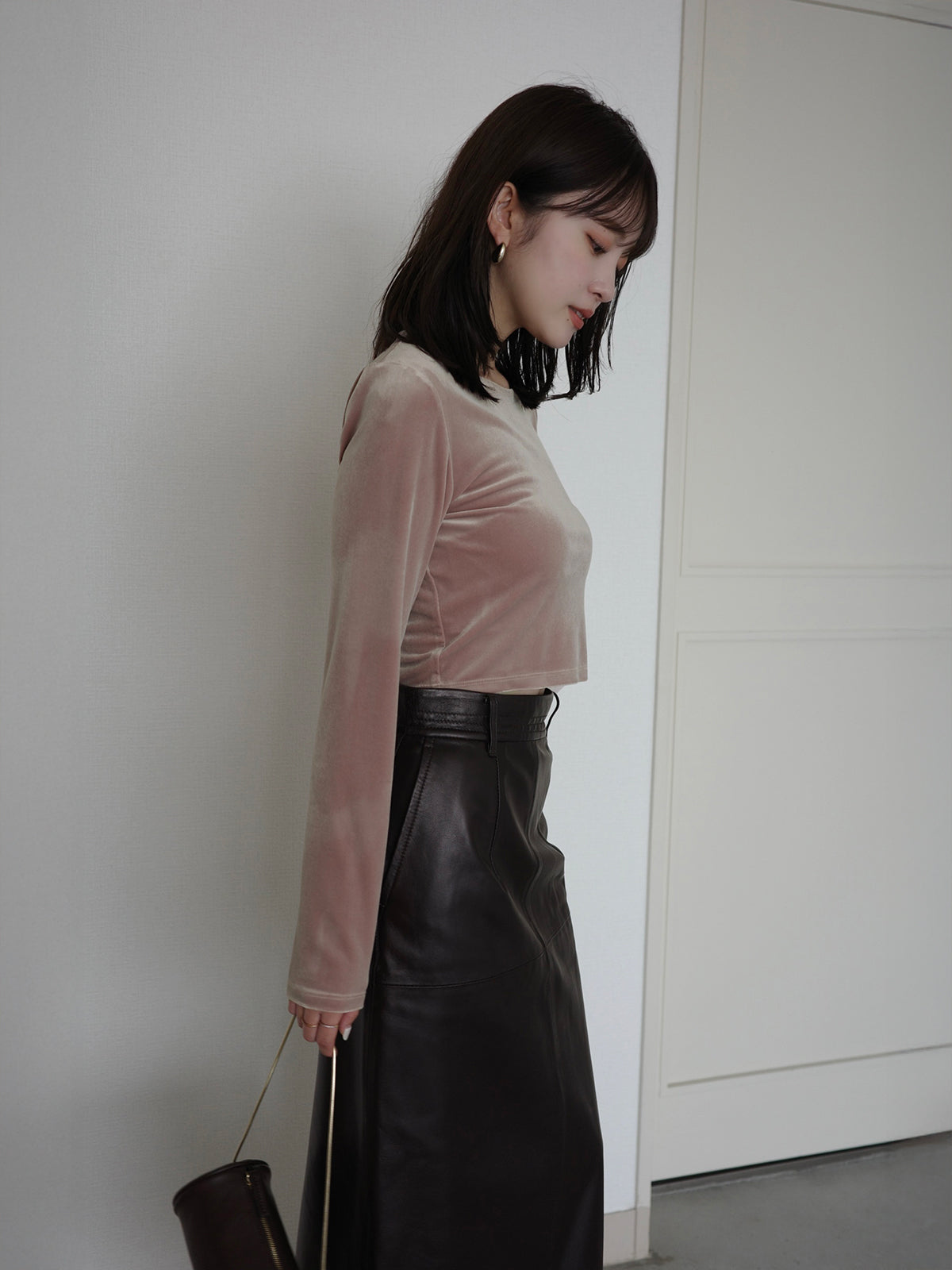 ベロアクロップドカットトップス