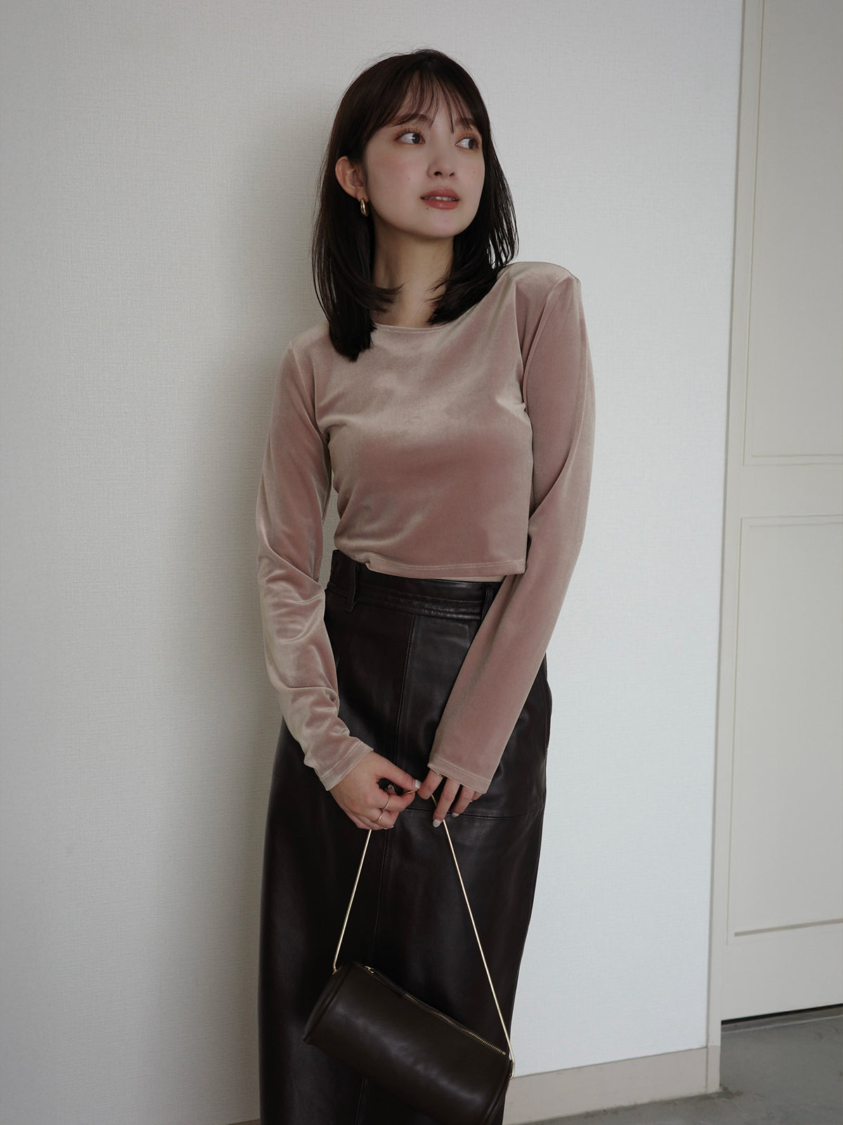 ベロアクロップドカットトップス