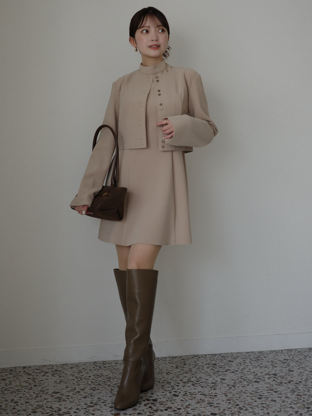 anuams ワンピース anuans ワンピース トリアセテートスキッパーネックワンピース