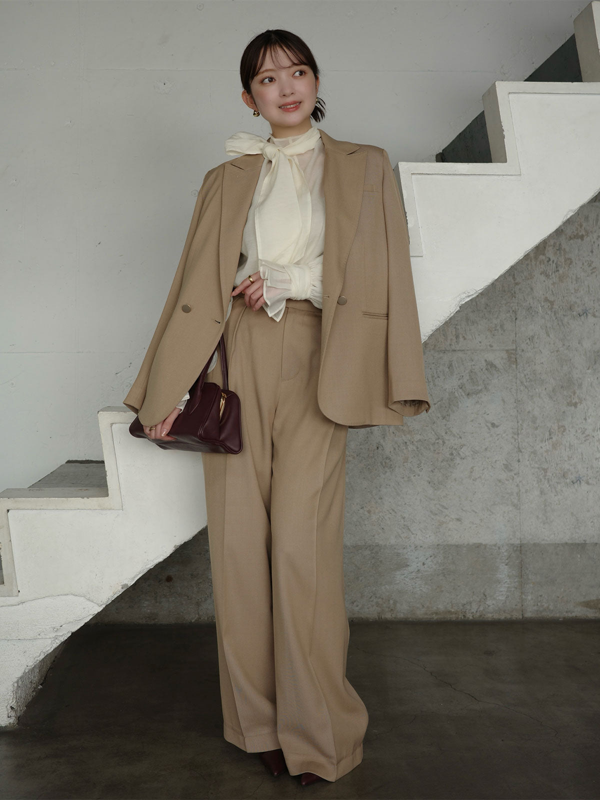 ベーシックタックワイドパンツ