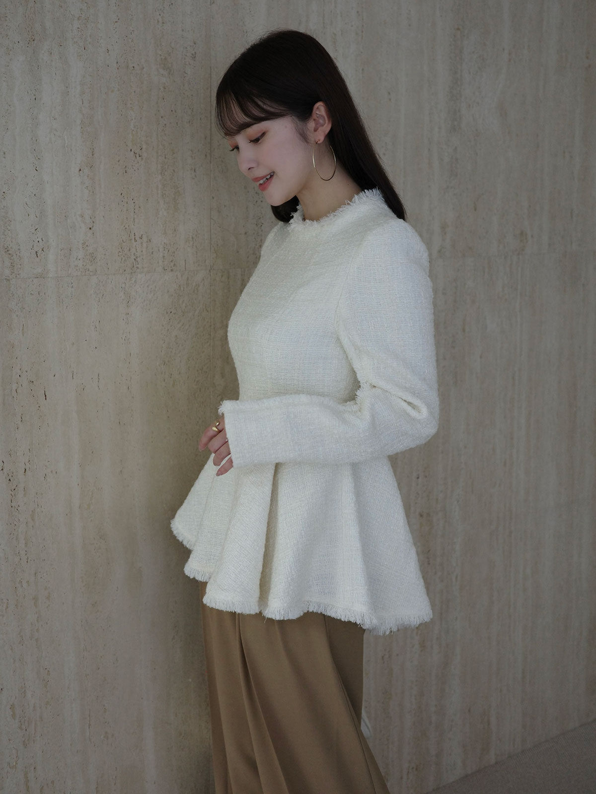 ツイードペプラムブラウス