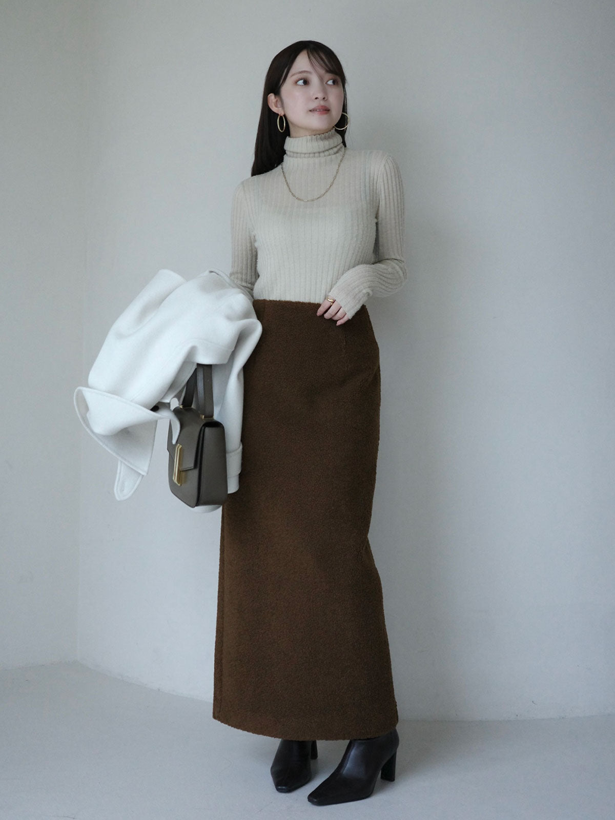 ボアタイトスカート